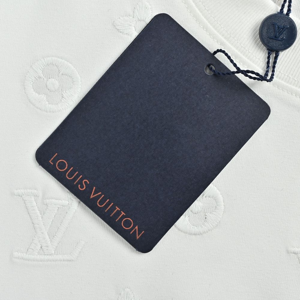 LV T-shirts-2621