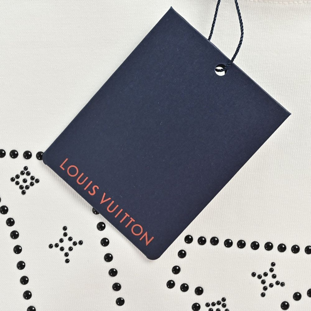 LV T-shirts-2693
