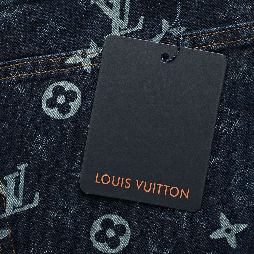 LV Shorts-376