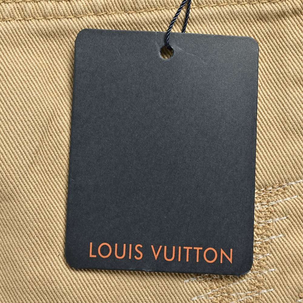 LV Shorts-381