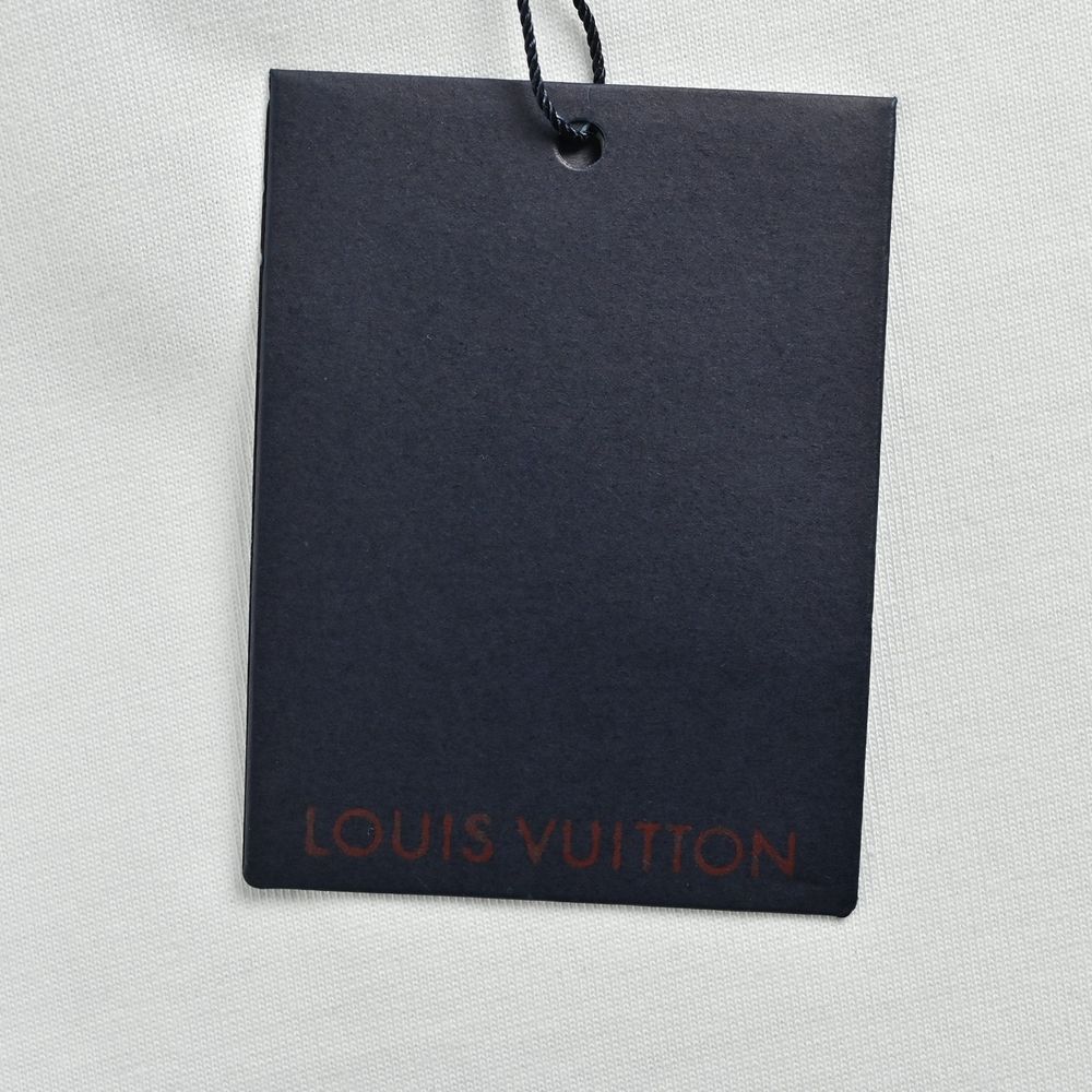LV T-shirts-2609