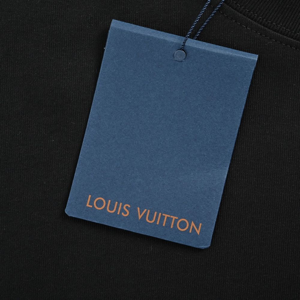 LV T-shirts-2557