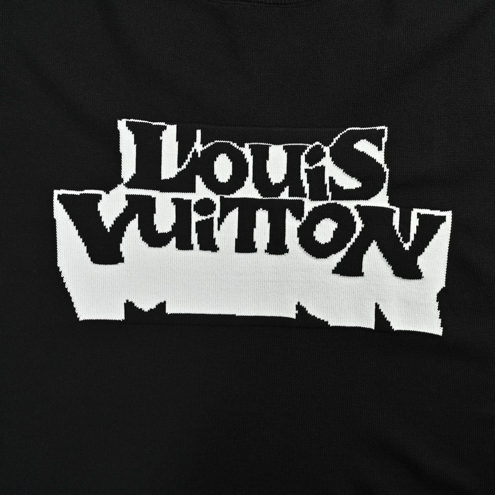 LV Sweater-454