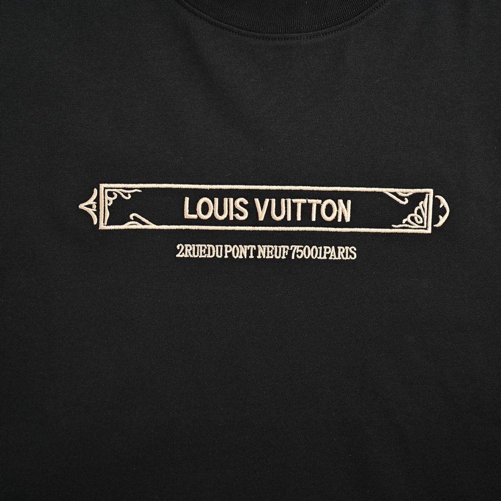 LV T-shirts-2719