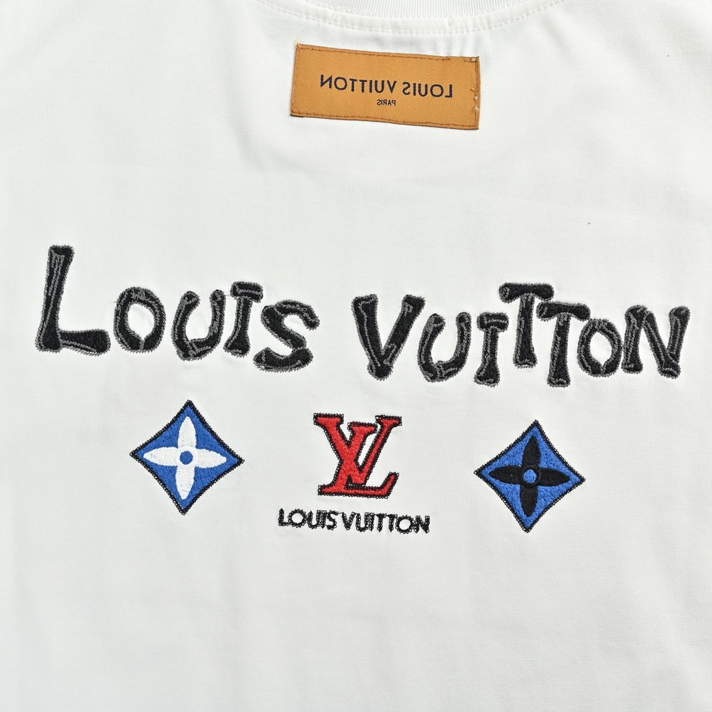 LV T-shirts-2490