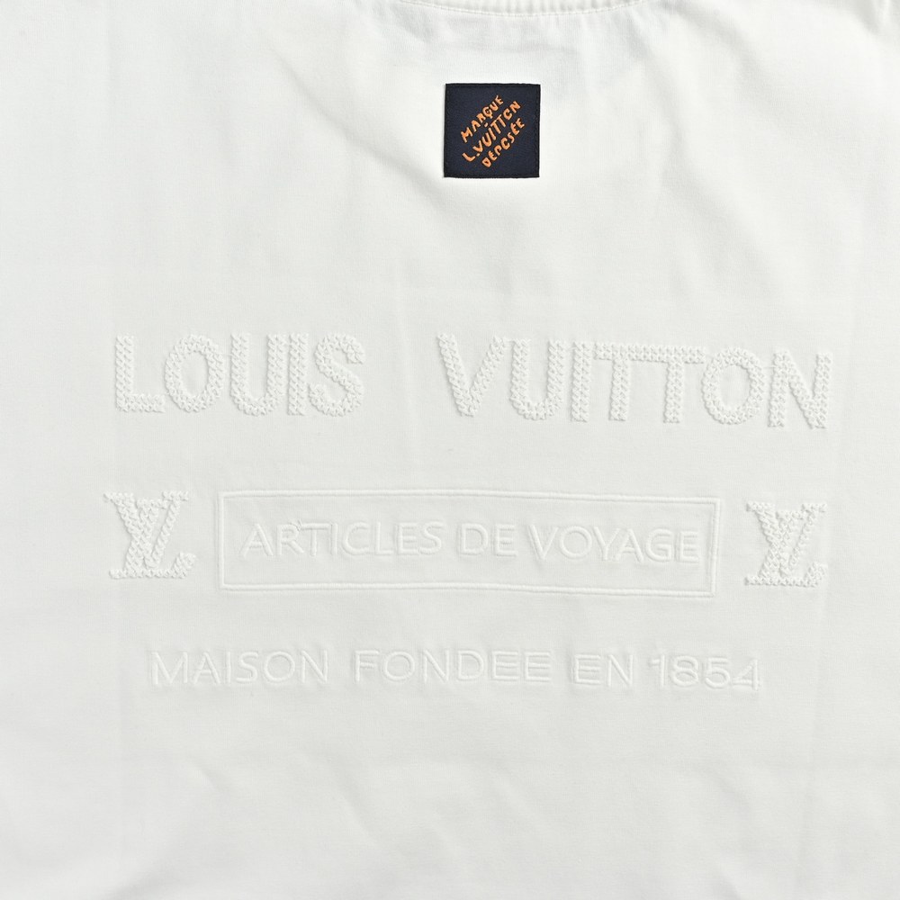 LV T-shirts-2679