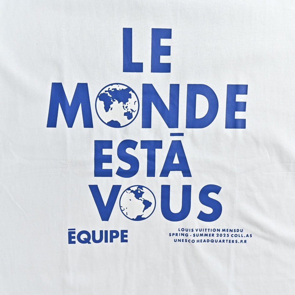 LV T-shirts-2600