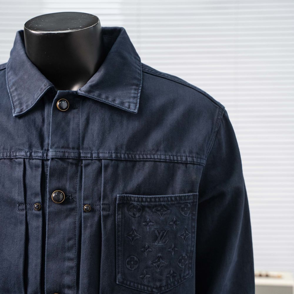 LV Jacket-212