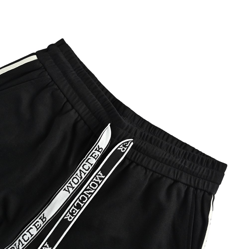 Moncler Shorts-094