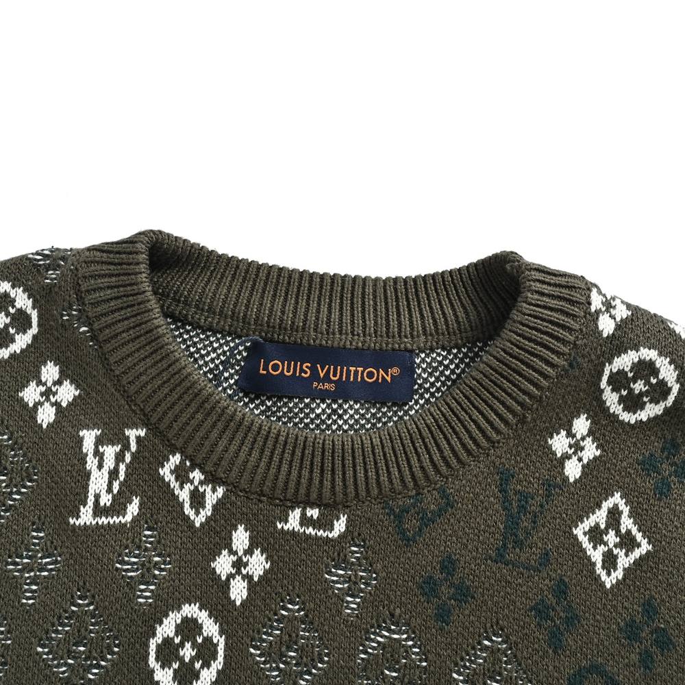 LV Sweater-479