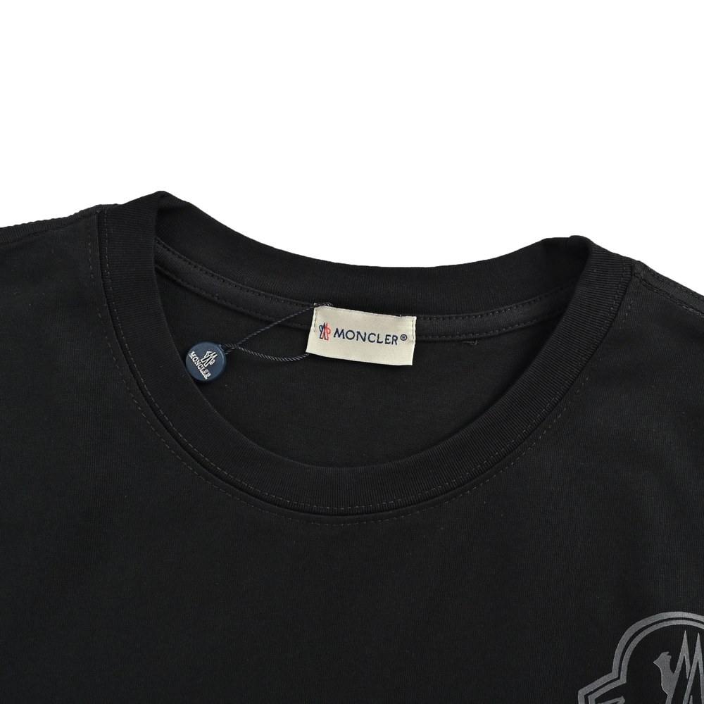 Moncler T-shirts-1054