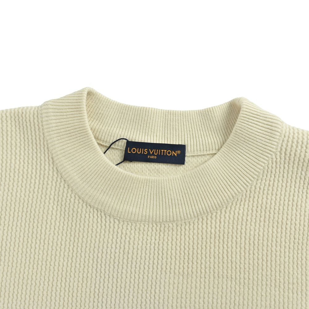 LV Sweater-470