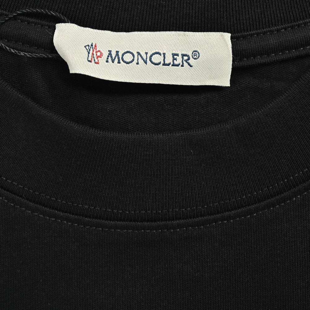 Moncler T-shirts-1070