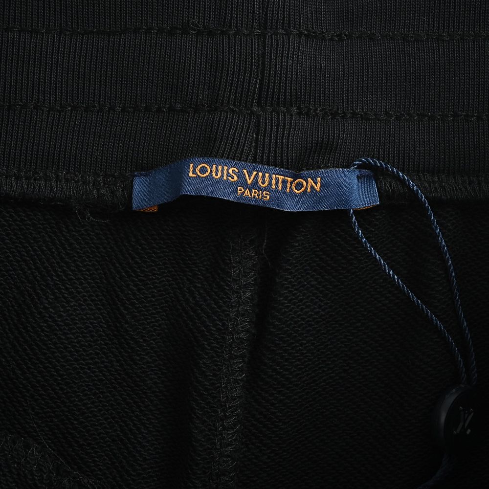 LV Pants-027