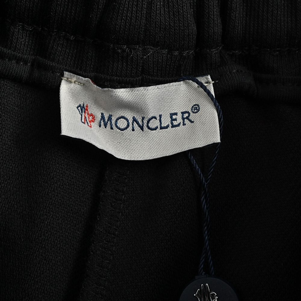 Moncler Shorts-094