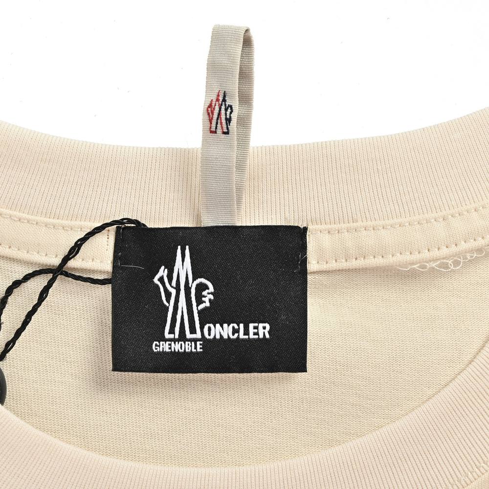 Moncler T-shirts-1053