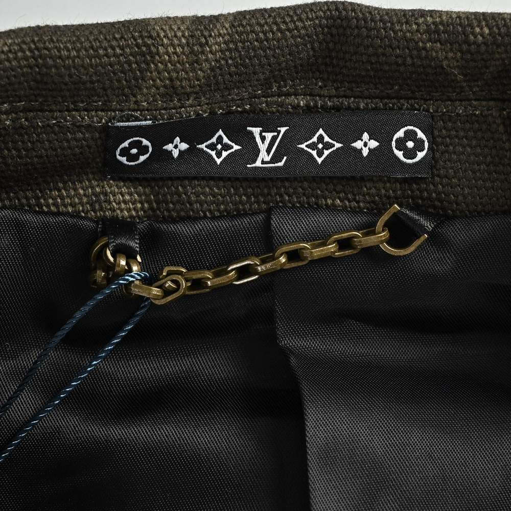 LV Jacket-282