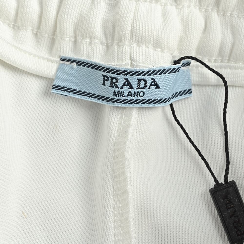 Prada Shorts-050