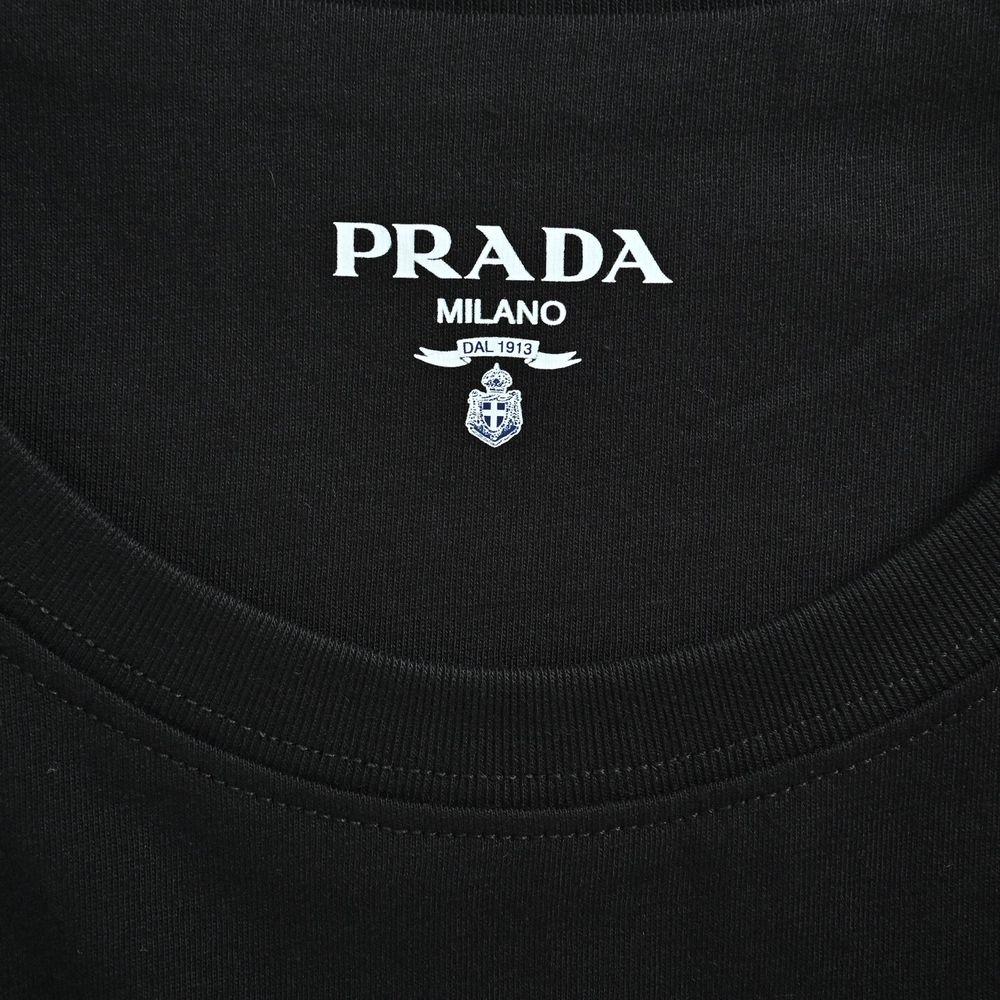 Prada T-shirts-626