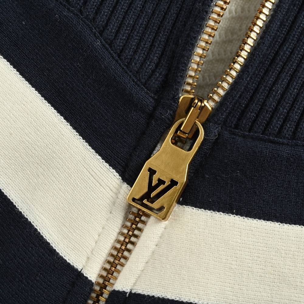 LV Jacket-240