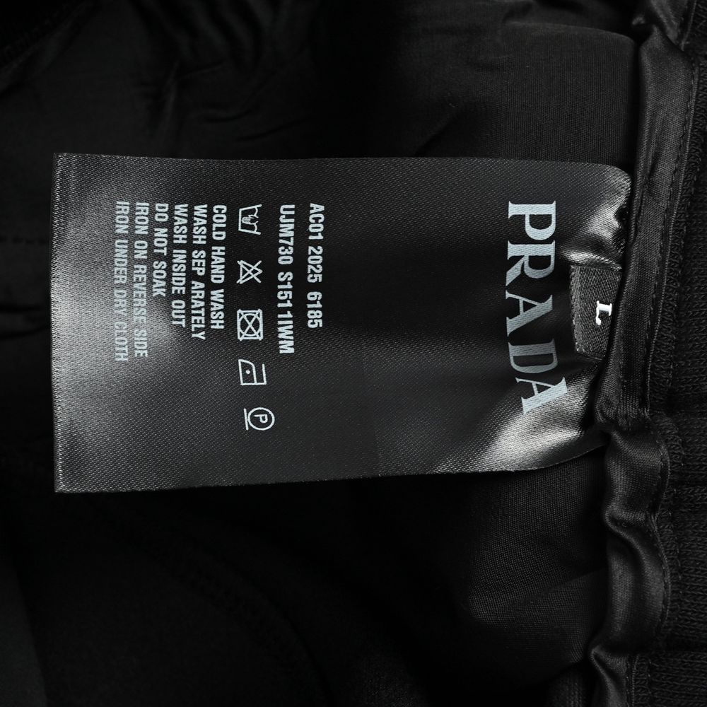 Prada Shorts-040