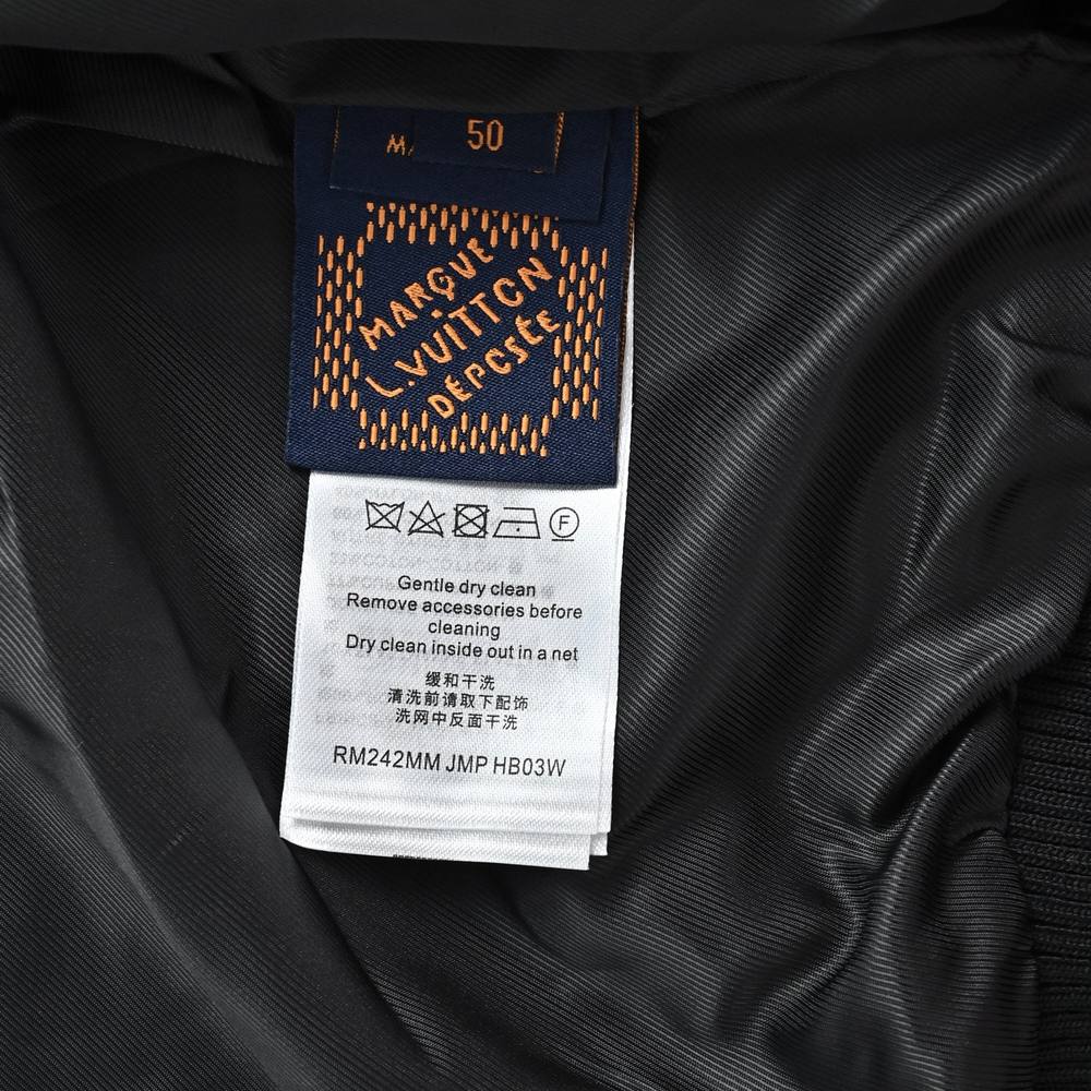 LV Jacket-280
