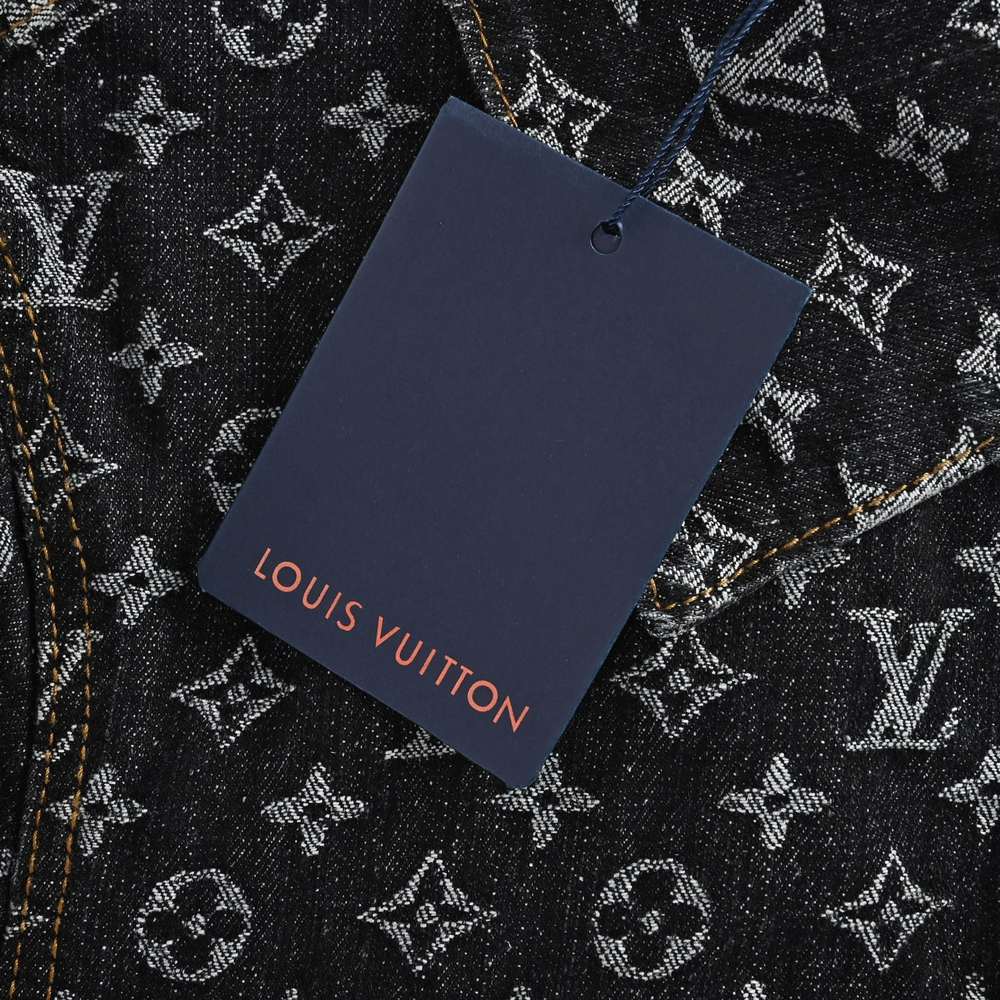 LV Jacket-197