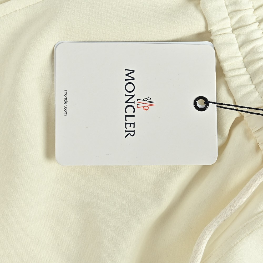 Moncler Shorts-101