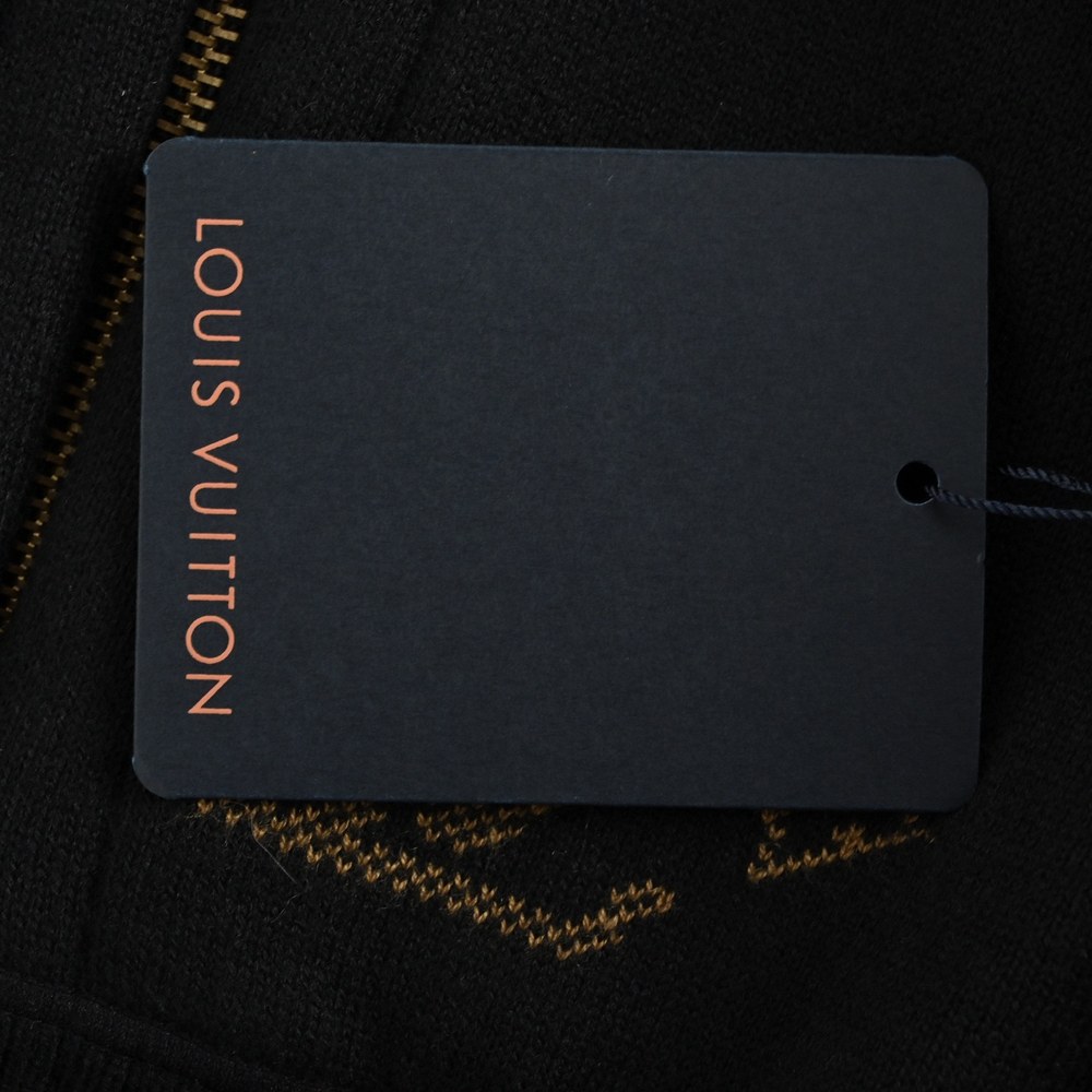LV Jacket-302