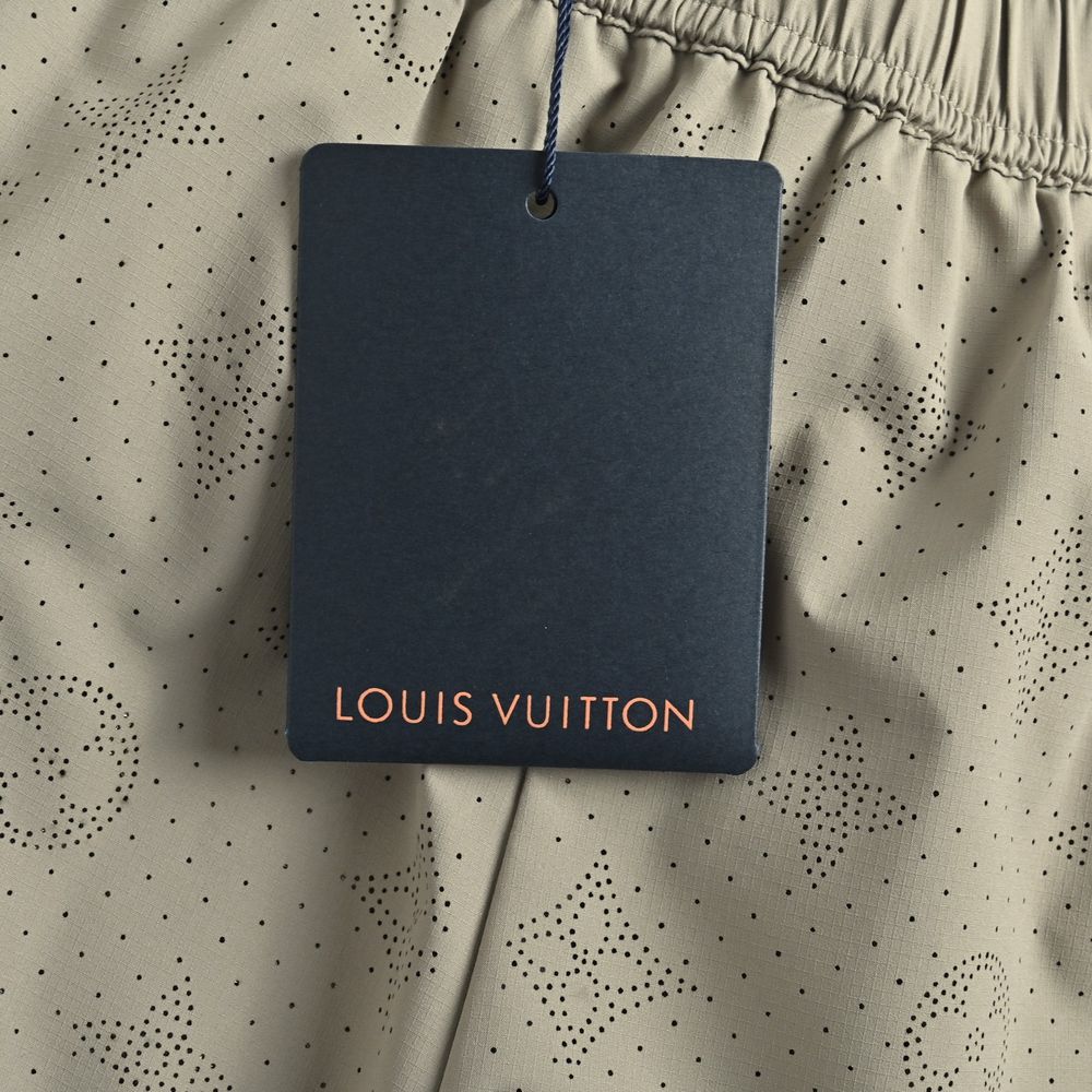 LV Shorts-390