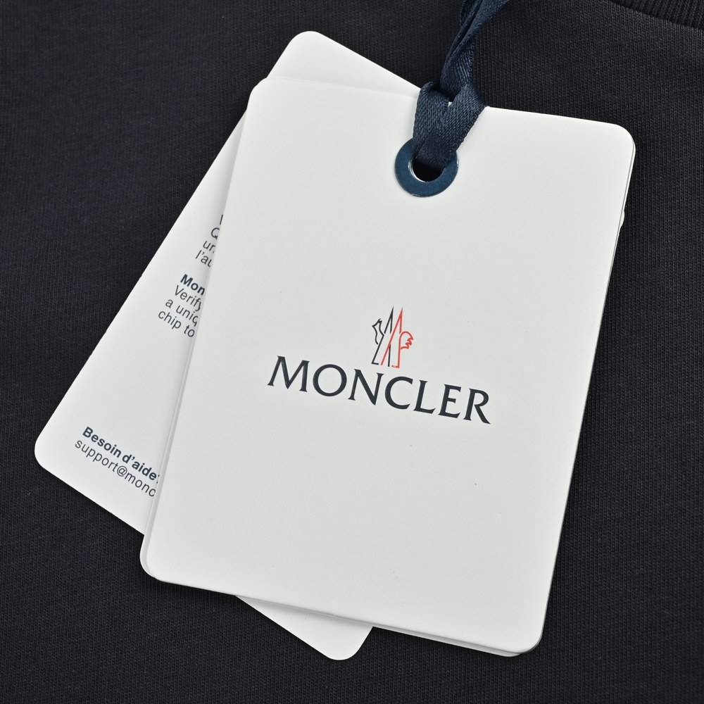 Moncler T-shirts-1039