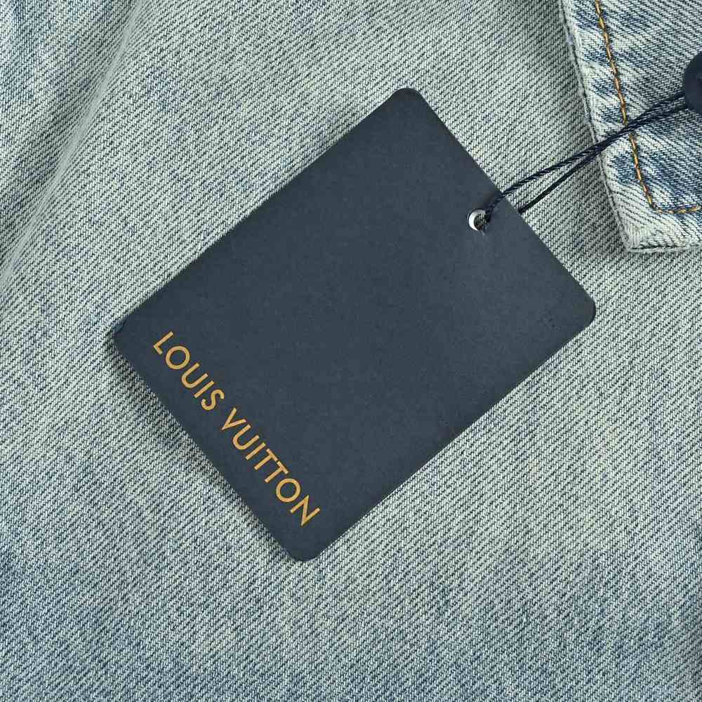 LV Jacket-274