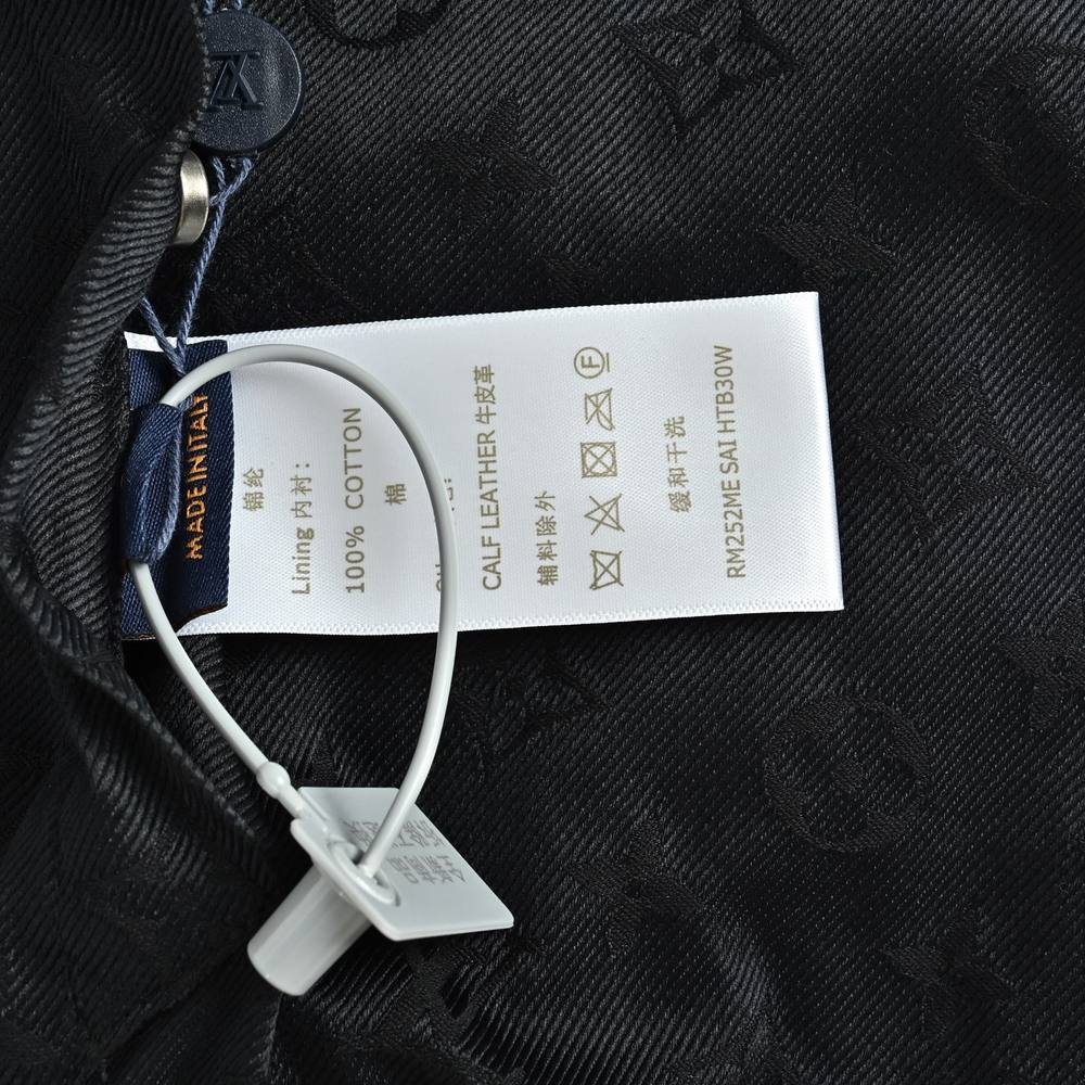 LV Jacket-244