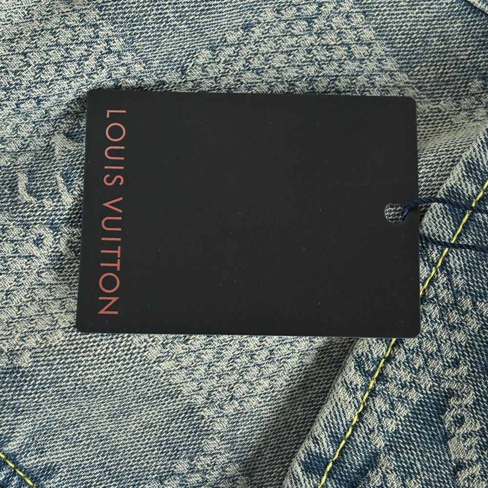 LV Jacket-320