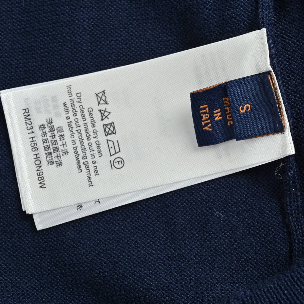 LV Sweater-459