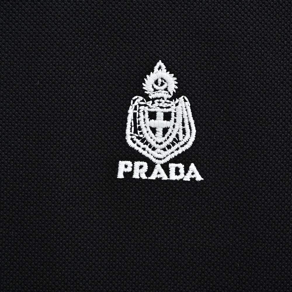 Prada Polo-017