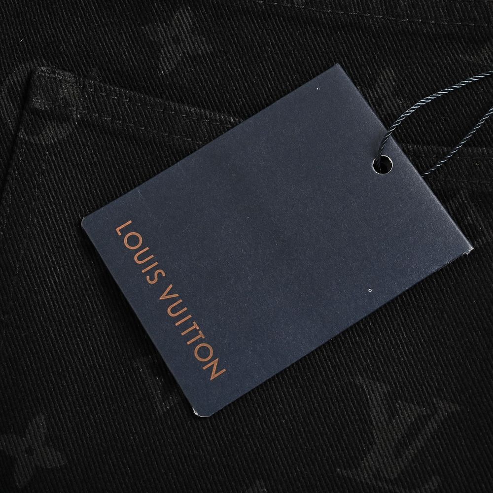 LV Pants-037