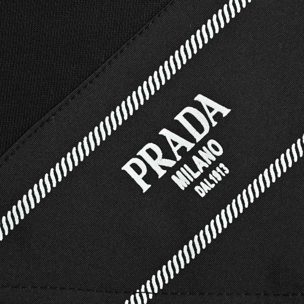 Prada Shorts-048
