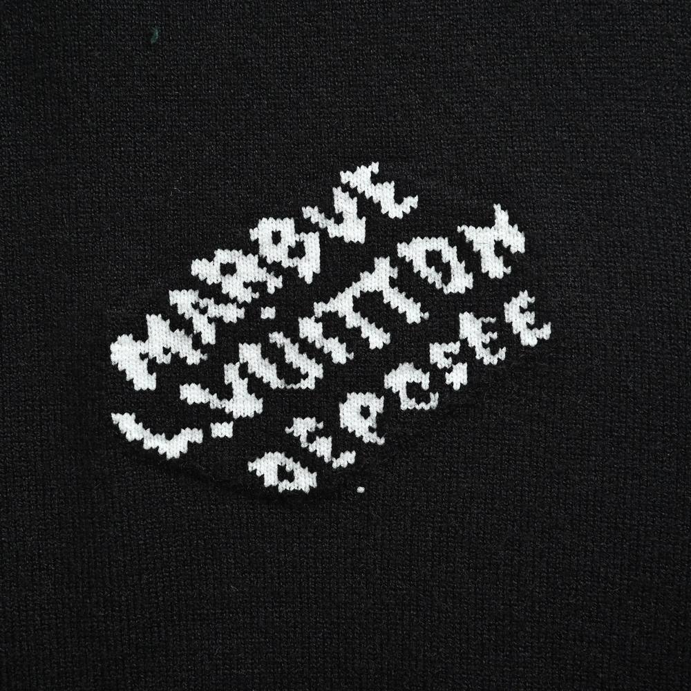 LV Sweater-471