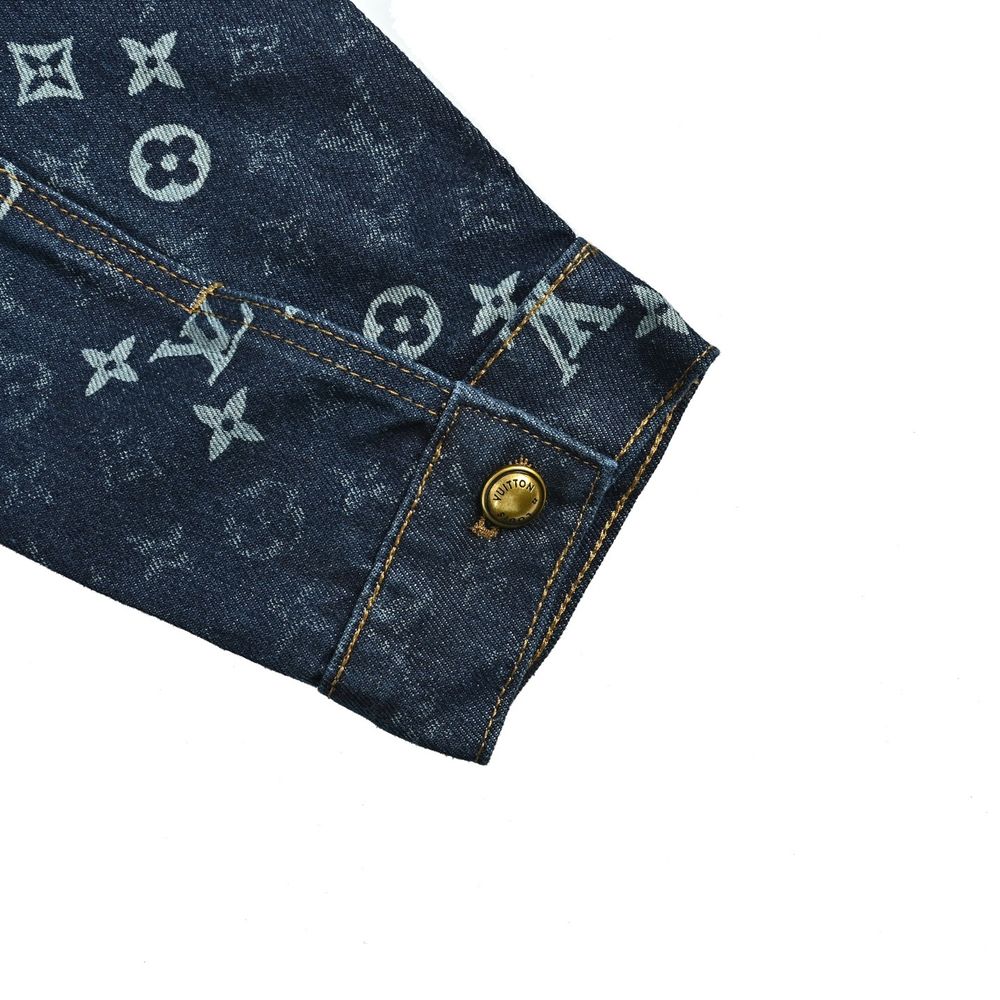 LV Jacket-195