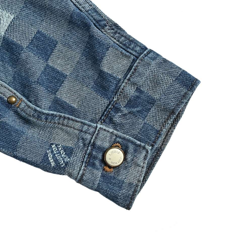 LV Jacket-211