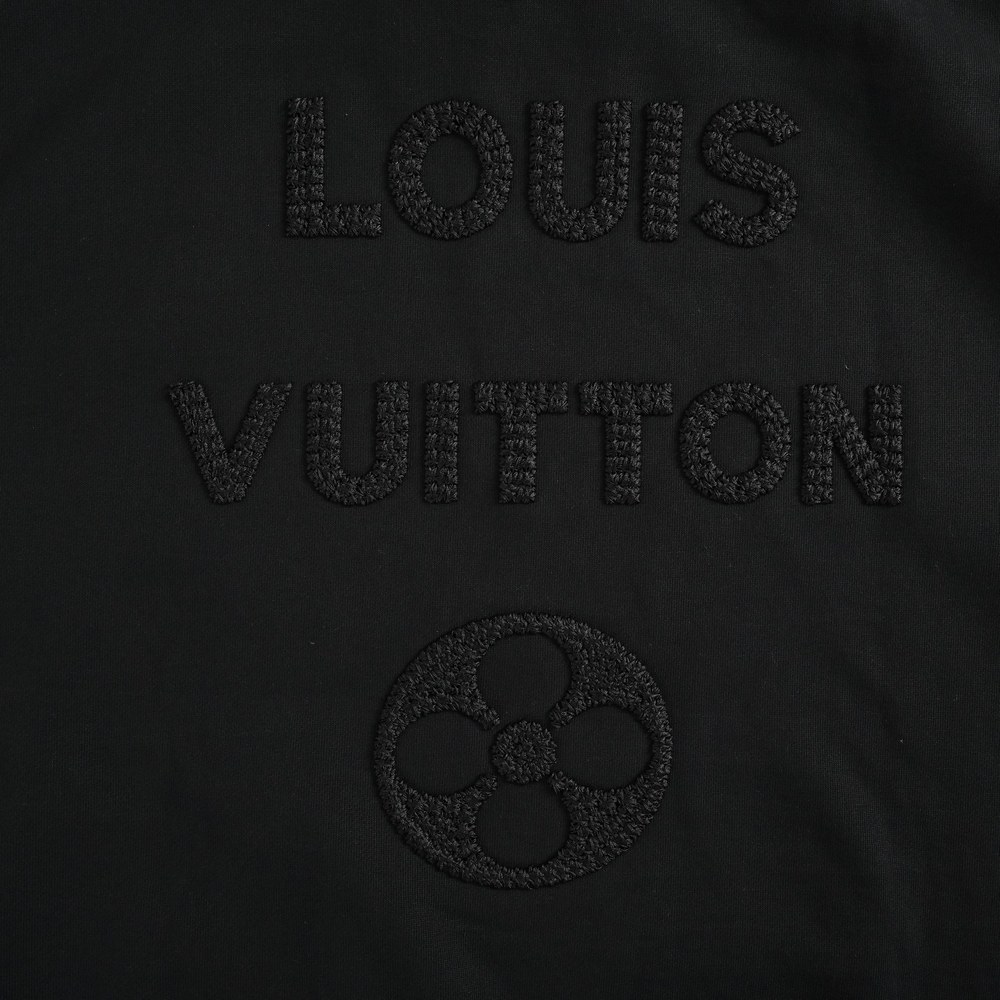 LV Hoody-099