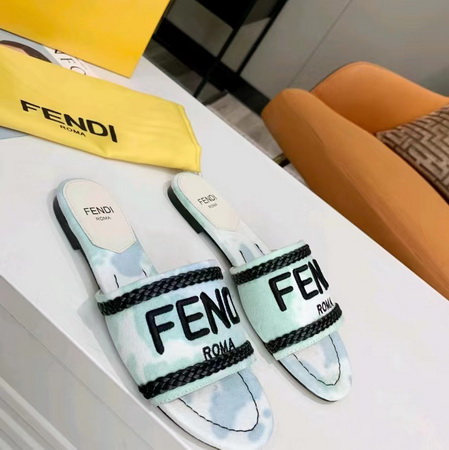 Fendi Slippers Women(AAA)-006