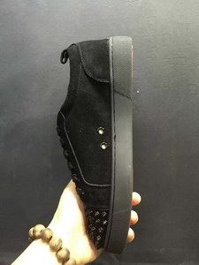 CL Men Shoes-165