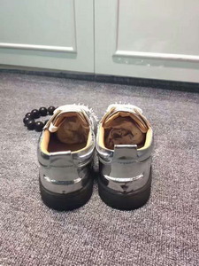 CL Men Shoes-110