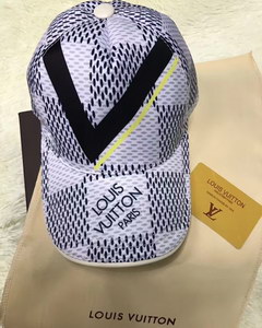 LV Cap-054